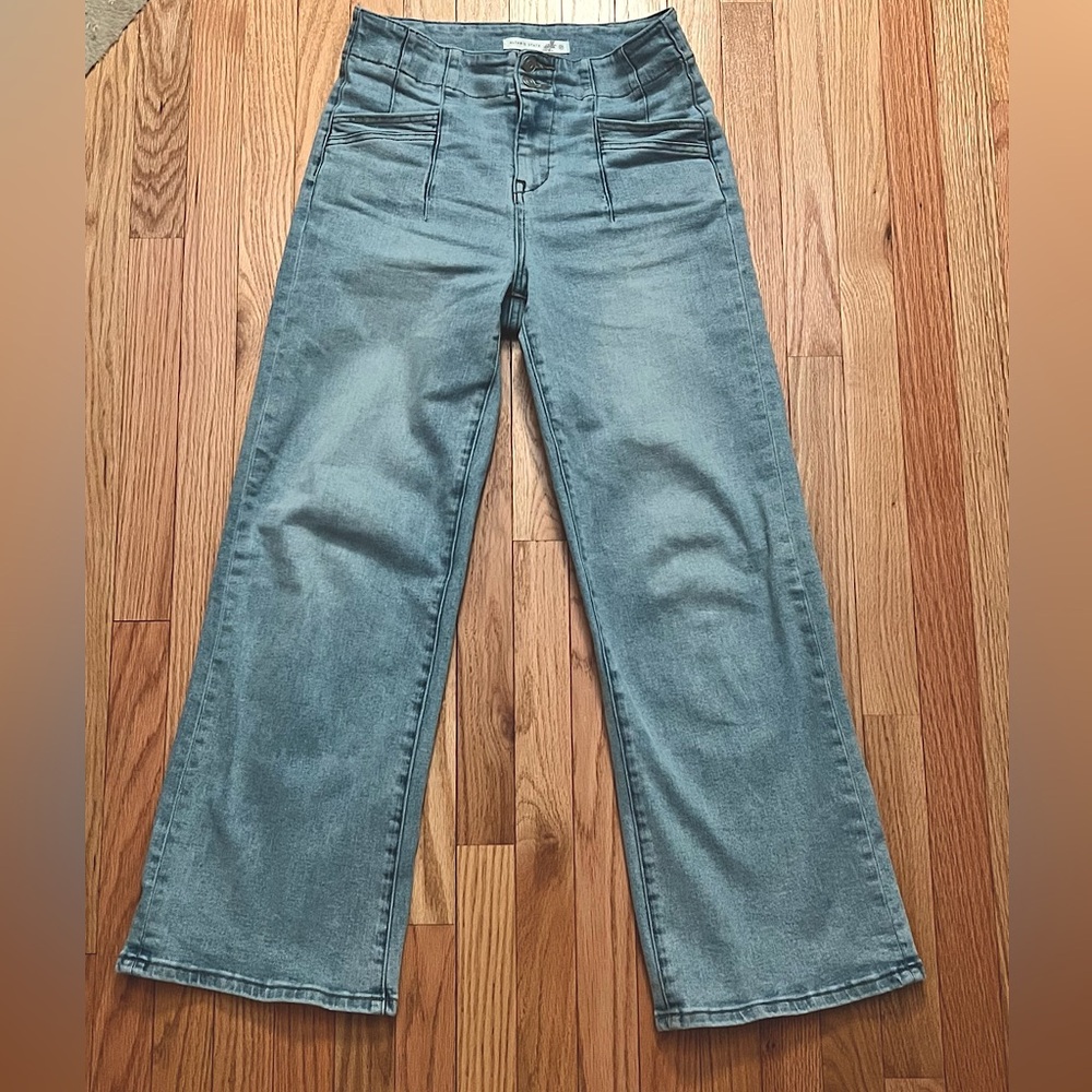 Altar’d State women’s Tyla Wide Leg Jeans Like New